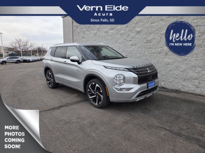 Used 2024 Mitsubishi Outlander SEL