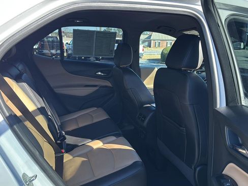 Certified 2022 Chevrolet Equinox Premier image 11