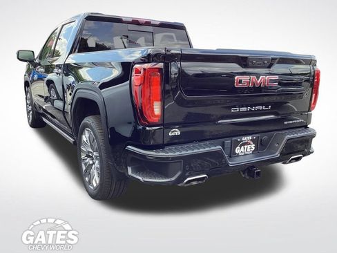 Used 2023 GMC Sierra 1500 Denali w/ Denali Reserve Package AWD/4WD image 7
