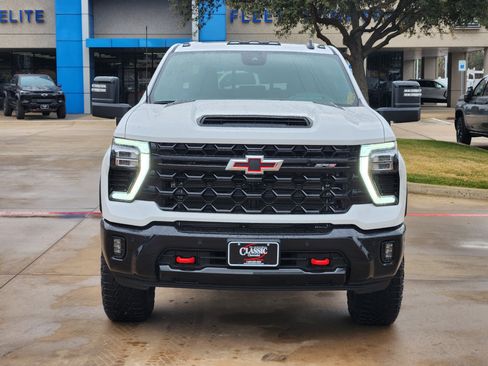 New 2026 Chevrolet Silverado 2500 ZR2 image 11