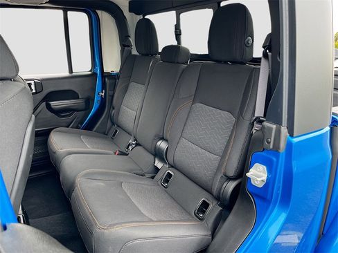 Certified 2023 Jeep Gladiator Mojave w/ Trailer Tow Package image 23