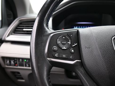 Used 2020 Honda Odyssey EX image 34
