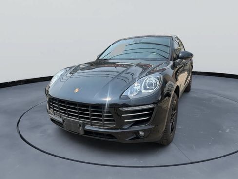 Used 2018 Porsche Macan Sport Edition AWD/4WD image 1