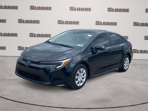Used 2025 Toyota Corolla Hybrid Sedan FWD image 1