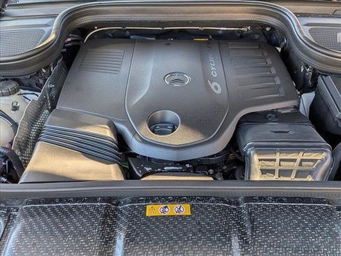 New 2026 Mercedes-Benz GLS 450 4MATIC image 19