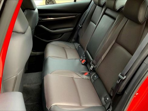 Used 2025 MAZDA MAZDA3 2.5 Turbo Sedan w/Premium Plus image 19