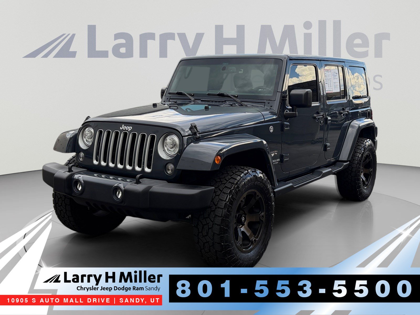 Used 2017 Jeep Wrangler Unlimited Sahara w/ Max Tow Package AWD/4WD image 1