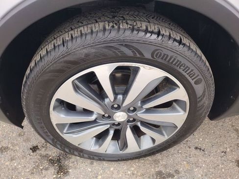 Used 2021 Buick Encore Preferred FWD image 11