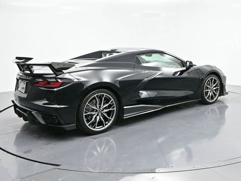Used 2025 Chevrolet Corvette Stingray Premium Conv w/ Z51 Performance Package image 7