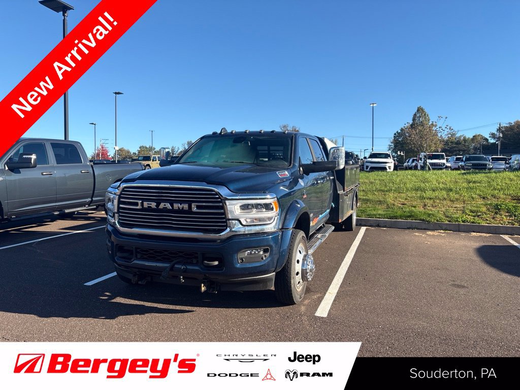 Used 2022 RAM 5500 Laramie AWD/4WD image 1