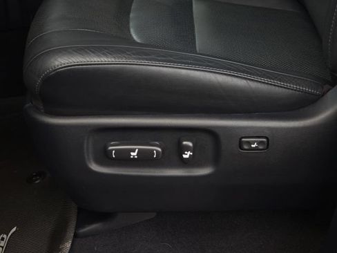Used 2019 Toyota Land Cruiser AWD/4WD image 17