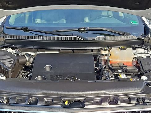 Used 2020 Buick Enclave Essence w/ Sound and Sites Package image 22