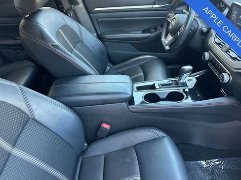 Used 2024 Nissan Altima 2.5 SR FWD image 16