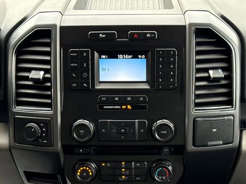 Used 2018 Ford F150 XLT image 19