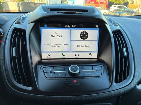 Used 2018 Ford Escape SE w/ SE Sport Appearance Package AWD/4WD image 21