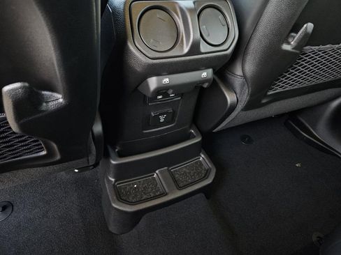 New 2026 Jeep Wrangler Unlimited Rubicon image 10