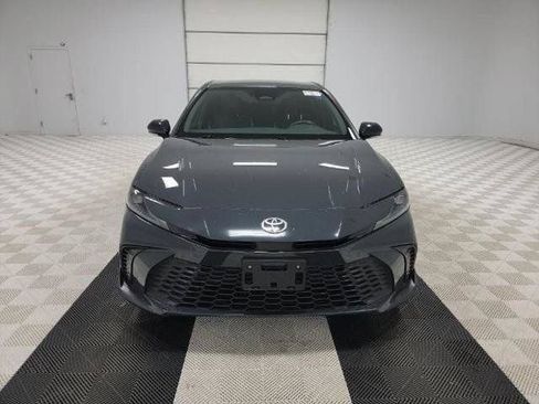 Used 2025 Toyota Camry SE w/ Convenience Package FWD image 47