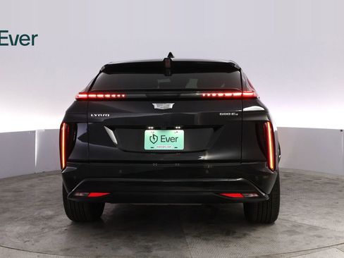Used 2024 Cadillac Lyriq Sport AWD/4WD image 15