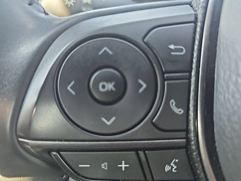 Used 2024 Toyota Camry SE AWD/4WD image 16