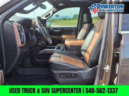 Used 2022 Chevrolet Silverado 1500 High Country w/ Technology Package image 12