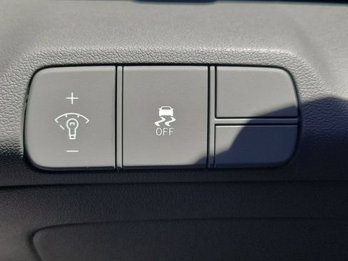 New 2026 Hyundai Elantra Sport FWD image 18