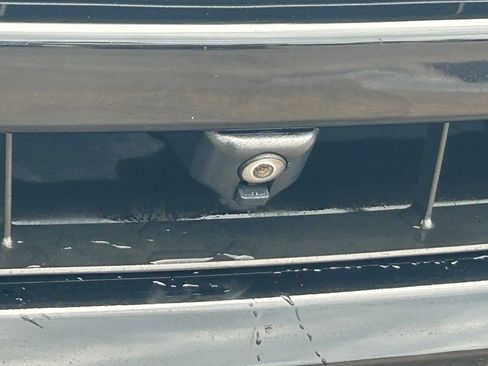 Used 2018 Ford Explorer Limited image 20