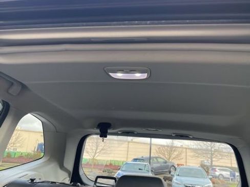 Used 2023 Subaru Forester Touring image 10