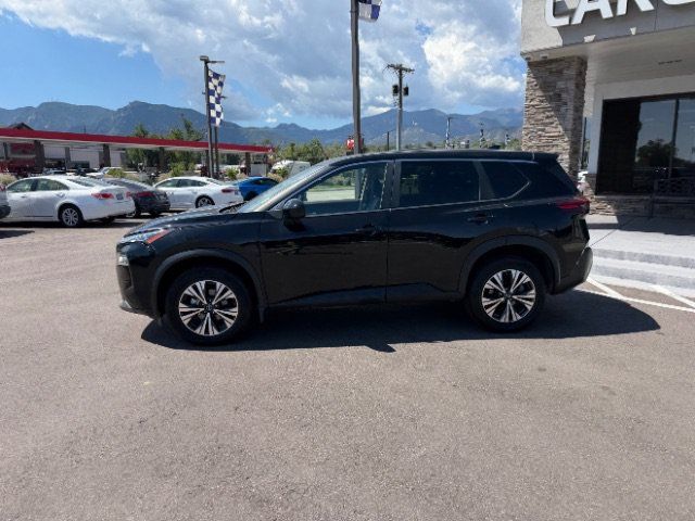 Used 2023 Nissan Rogue SV FWD image 11
