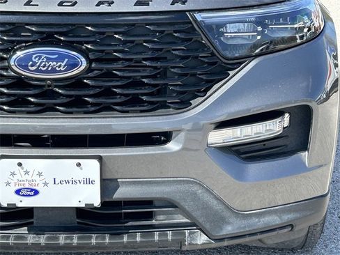Used 2023 Ford Explorer ST-Line image 9