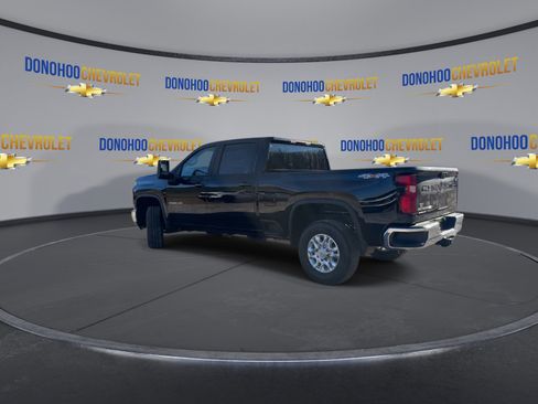 New 2026 Chevrolet Silverado 2500 LT image 9