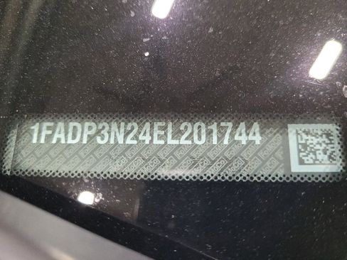 Used 2014 Ford Focus Titanium image 33