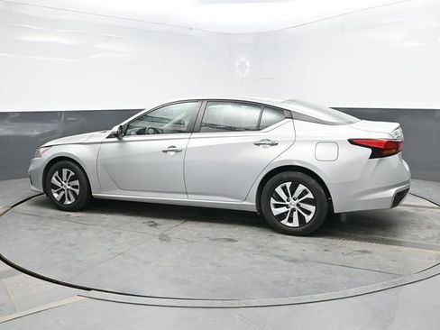 Used 2021 Nissan Altima 2.5 S FWD image 4