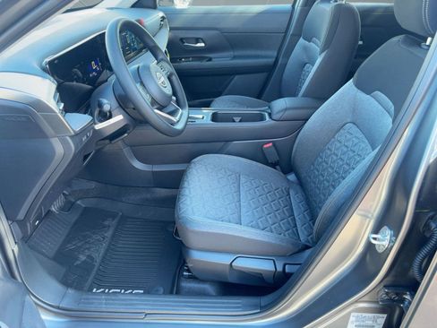 New 2026 Nissan Kicks SV w/ SV Premium Package image 5