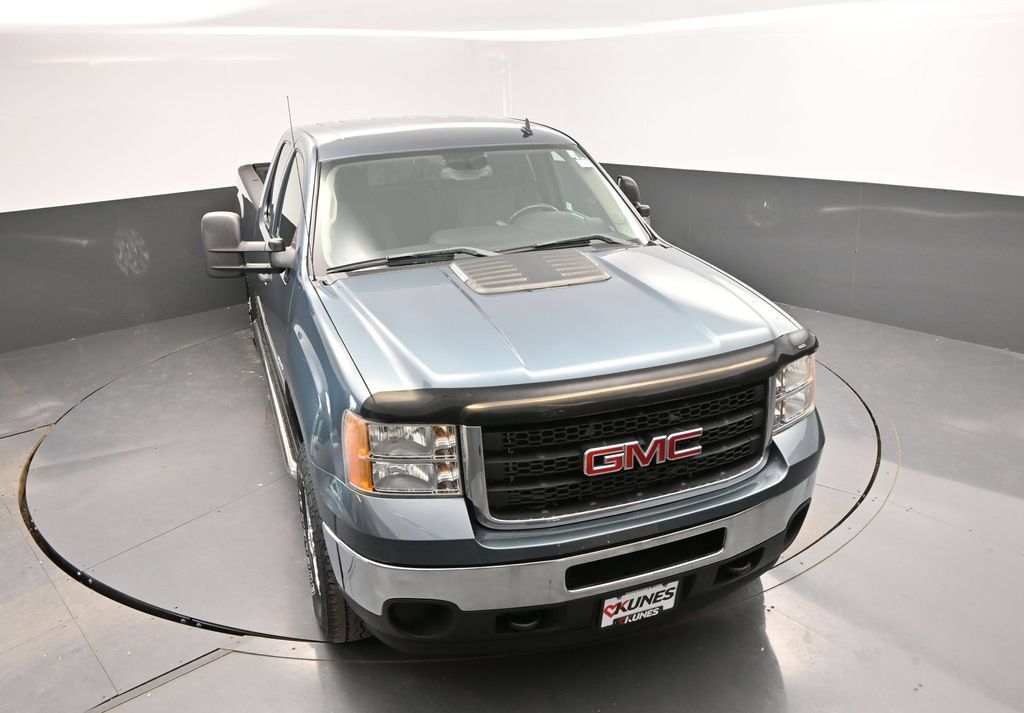 Used 2011 GMC Sierra 2500 SLE w/ Convenience Package AWD/4WD image 25