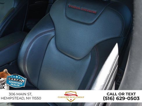 Used 2022 Jeep Cherokee Trailhawk w/ Premium Leather Package image 9