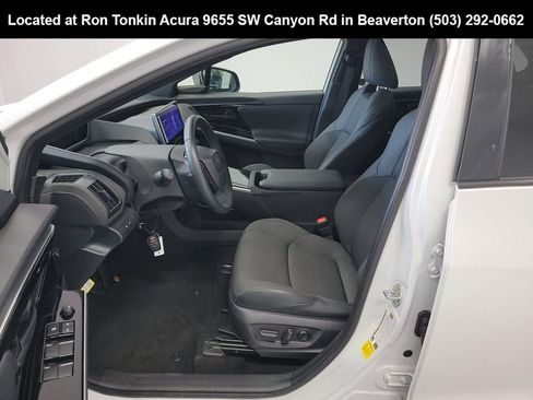 Used 2024 Toyota bZ4X AWD w/ Weather Package image 7