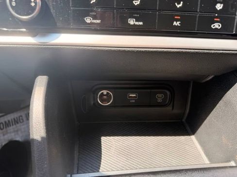 Used 2024 Kia Sportage LX AWD/4WD image 25