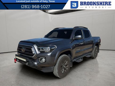 Used 2021 Toyota Tacoma SR5 image 1