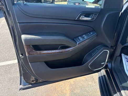 Used 2019 Chevrolet Tahoe LT image 10