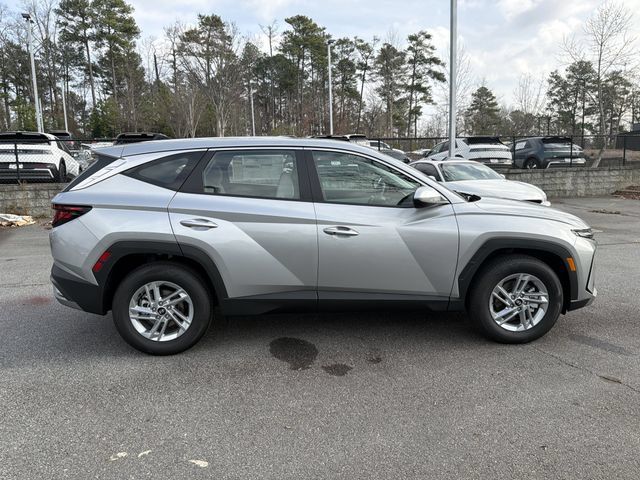 Certified 2026 Hyundai Tucson SE FWD image 9