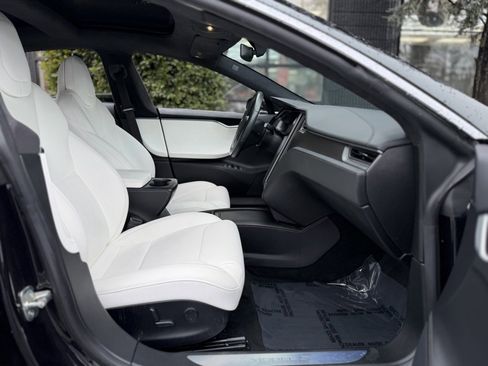 Used 2018 Tesla Model S 100D image 33