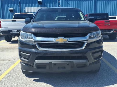 Used 2017 Chevrolet Colorado W/T w/ WT Convenience Package image 2