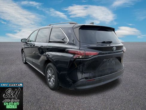 Used 2022 Toyota Sienna LE image 7