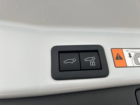 New 2026 Toyota RAV4 Limited AWD/4WD image 17