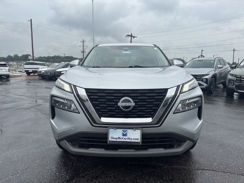 Used 2023 Nissan Rogue SV AWD/4WD image 2