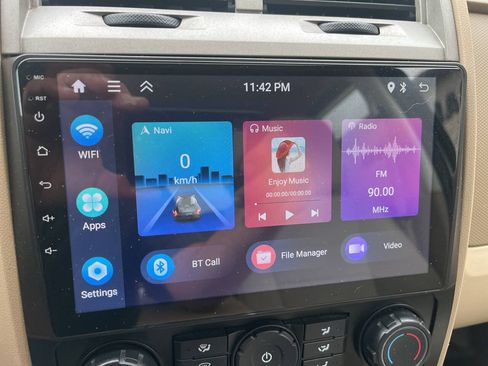 Used 2011 Ford Escape XLT w/ 202A Rapid Spec Order Code FWD image 19
