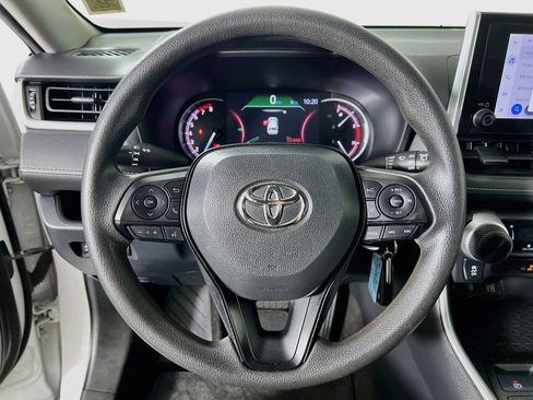 Used 2023 Toyota RAV4 LE AWD/4WD image 12
