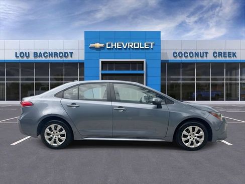 Used 2024 Toyota Corolla LE FWD image 9