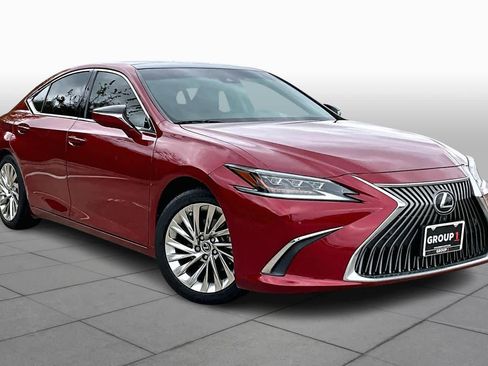 Certified 2021 Lexus ES 350 Ultra Luxury image 2