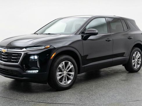 Used 2025 Chevrolet Equinox LT FWD image 3
